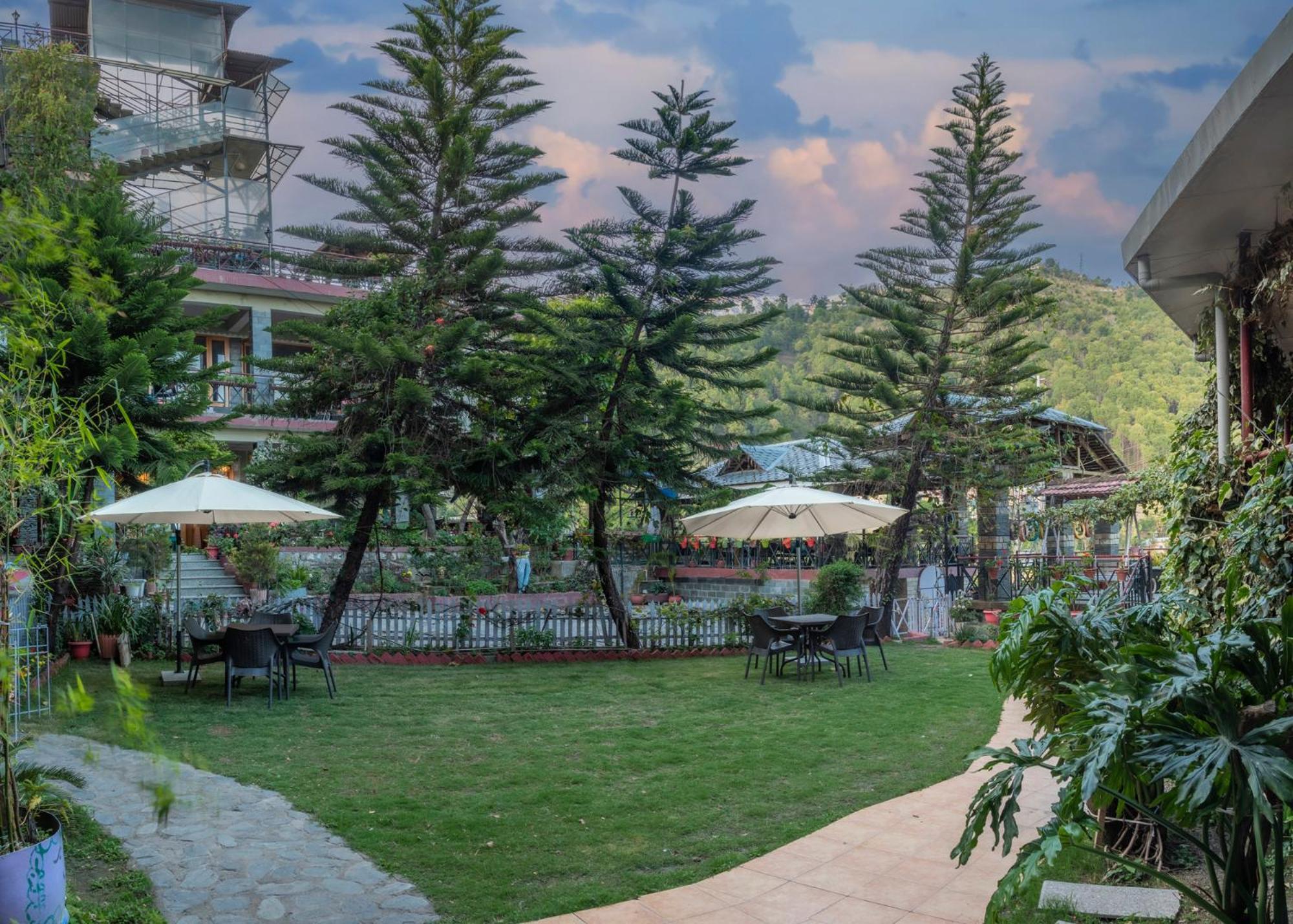 Nandini Villa Dharamshala Exterior foto